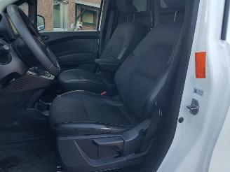 Renault Kangoo 1.5 Blue dCi 75 Comfort L1 picture 12