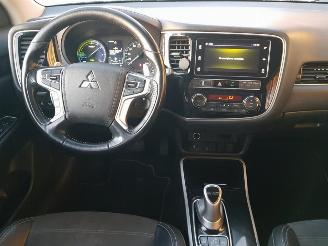 Mitsubishi Outlander 2.4 PHEV Intense picture 26
