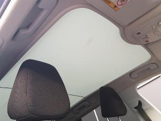 Peugeot 308 SW 1.2 PureTech Blue Lease Executive picture 25