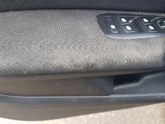 Peugeot 308 SW 1.2 PureTech Blue Lease Executive picture 27