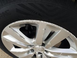 Peugeot 308 SW 1.2 PureTech Blue Lease Executive picture 32