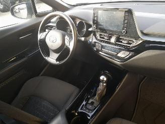 Toyota C-HR 2.0 Hybrid TeamNL picture 24