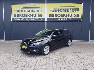 škoda osobní automobily Peugeot 308 SW 1.2 PureTech Blue Lease Executive 2018/7