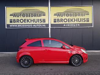 Opel Corsa 1.6-16V T Color Edition GSI picture 4