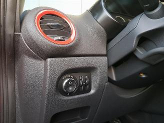 Opel Corsa 1.6-16V T Color Edition GSI picture 22