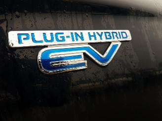 Mitsubishi Outlander 2.0 PHEV instyle picture 31