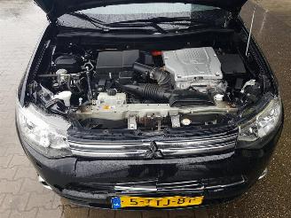 Mitsubishi Outlander 2.0 PHEV instyle picture 12