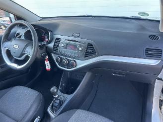 Kia Picanto 1.0 CVVT EconomyPlusLine picture 16