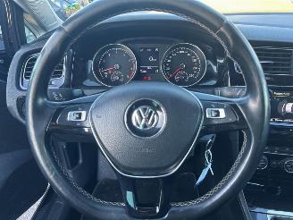 Volkswagen Golf 1.2 TSI Highline picture 16