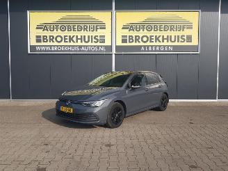 Unfallwagen Volkswagen Golf 1.5 TSI Style 2022/8