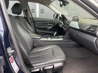 BMW 3-serie 320i xDrive High Executive picture 17