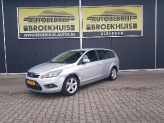skadebil auto Ford Focus Wagon 1.6 Comfort 2010/7