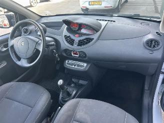 Renault Twingo 1.5 dCi Dynamique picture 15