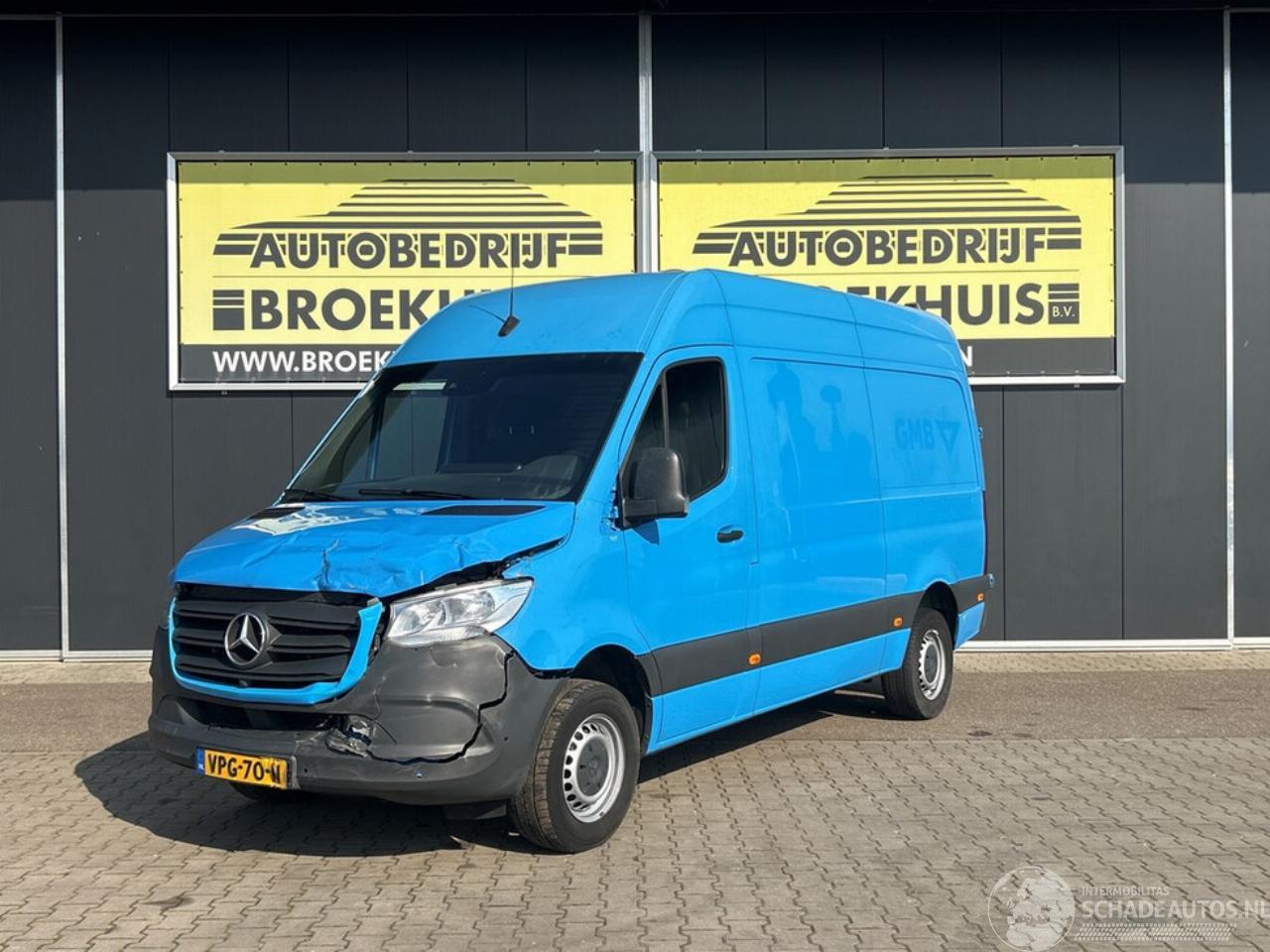 Mercedes Sprinter 317 1.9 CDI L2H2 RWD