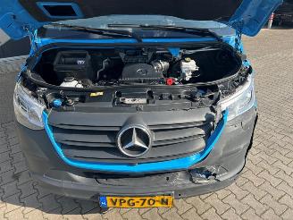 Mercedes Sprinter 317 1.9 CDI L2H2 RWD picture 8
