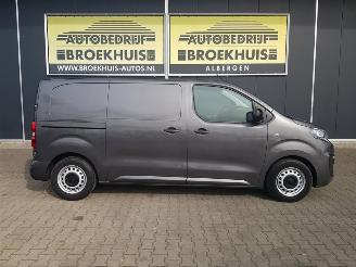 Peugeot Expert 2.0 BlueHDI 145PK Standard Premium picture 4