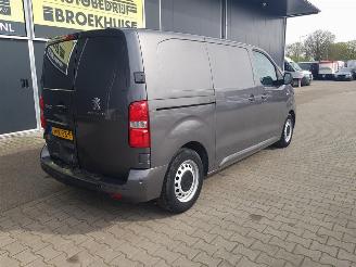 Peugeot Expert 2.0 BlueHDI 145PK Standard Premium picture 7