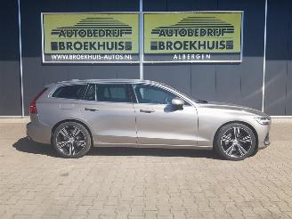 Volvo V-60 2.0 T6 Twin Engine AWD Inscription picture 4