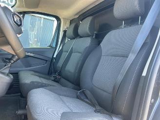 Renault Trafic 2.0 dCi 130 T30 L2H1 Comfort picture 17