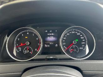 Volkswagen Golf Variant 1.2 TSI Business Edition Connected R picture 18