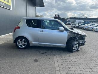 Suzuki Swift Swift (ZA/ZC/ZD1/2/3/9), Hatchback, 2005 / 2015 1.5 VVT 16V picture 6