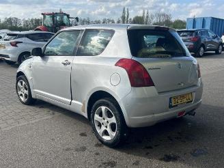 Suzuki Swift Swift (ZA/ZC/ZD1/2/3/9), Hatchback, 2005 / 2015 1.5 VVT 16V picture 3