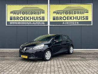 skadebil auto Renault Clio 1.5 dCi ECO Expression 2015/1