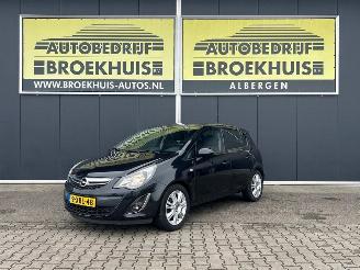 damaged passenger cars Opel Corsa 1.4-16V BlitZ 2014/6
