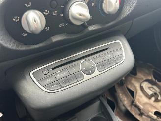 Renault Twingo Twingo II (CN), Hatchback 3-drs, 2007 / 2014 1.2 16V picture 17