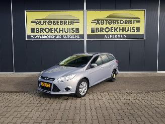  Ford Focus Wagon 1.0 EcoBoost Trend 2013/10