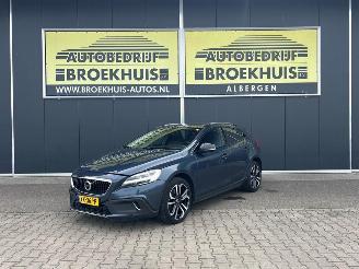 skadebil auto Volvo V-40 Cross Country 1.5 T3 Polar+ Luxury 2019/1