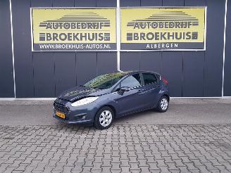 krockskadad bil auto Ford Fiesta 1.6 TDCi Lease Titanium 2014/4