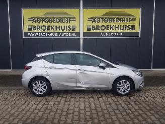Opel Astra 1.0 Edition picture 4