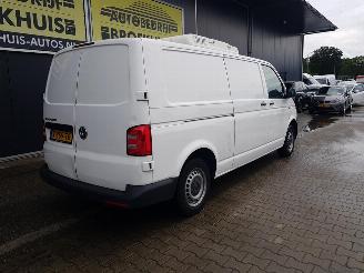Volkswagen Transporter 2.0 TDI L2H3 Highline Koelwagen picture 8