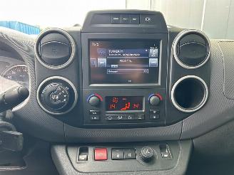 Peugeot Partner 120 1.6 BlueHDi 100 L1 Première S&S AUTOMATIC picture 18