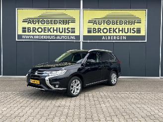 skadebil auto Mitsubishi Outlander 2.0 PHEV Executive Edition 2015/12
