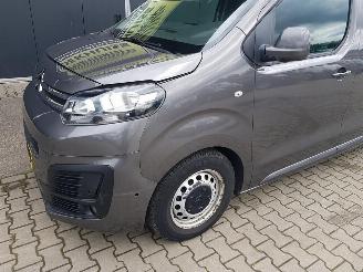 Citroën Jumpy 2.0 BlueHDI 150 M Club picture 12
