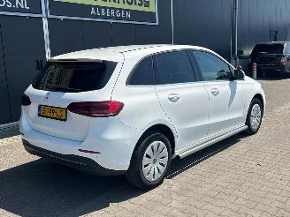 Mercedes B-klasse 200d picture 8