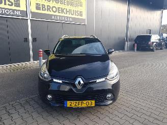 Renault Clio Estate 0.9 TCe Night&Day picture 3