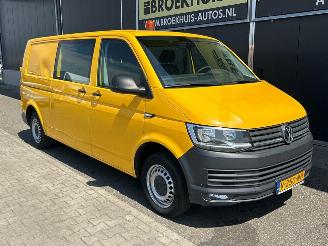 Volkswagen Transporter 2.0 TDI L2H1 DC Comfortline Plus picture 9