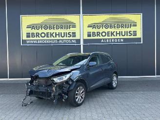 Vrakbiler auto Renault Kadjar Kadjar (RFEH), SUV, 2015 1.2 Energy TCE 130 2017/9