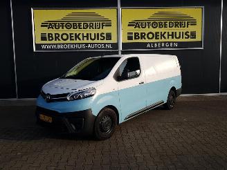 skadebil bedrijf Toyota Proace Worker 2.0 D-4D Cool Comfort Long 2017/7
