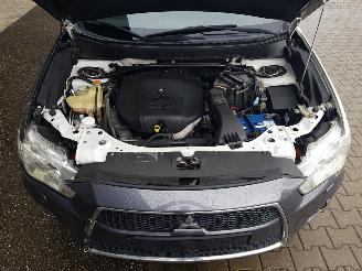 Mitsubishi Outlander 2.2 DI-D InStyle TC-SST picture 9