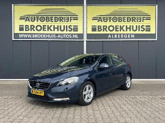 skadebil auto Volvo V-40 1.6 D2 Kinetic 2012/12