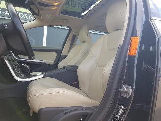 Volvo V-60 2.4 D6 AWD Plug-In Hybrid Summum picture 13