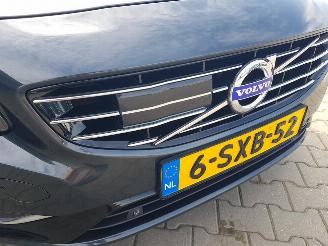 Volvo V-60 2.4 D6 AWD Plug-In Hybrid Summum picture 19