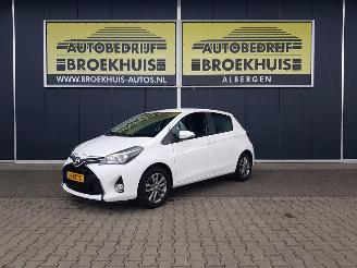 Damaged car Toyota Yaris 1.3 VVT-i Trend AUTOMATIC 2016/3