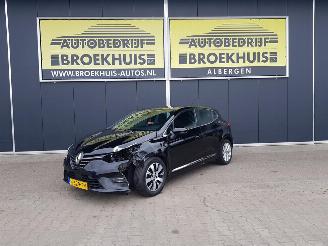 Coche accidentado Renault Clio 1.0 TCe Intens 2021/12