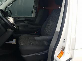 Volkswagen Transporter 2.0 TDI L1H1 26 picture 22