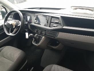 Volkswagen Transporter 2.0 TDI L1H1 26 picture 23